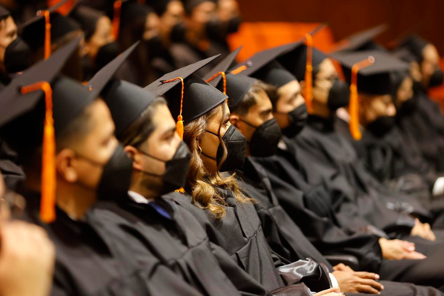 Después de dos años a la distancia Anáhuac Puebla celebra la Graduación